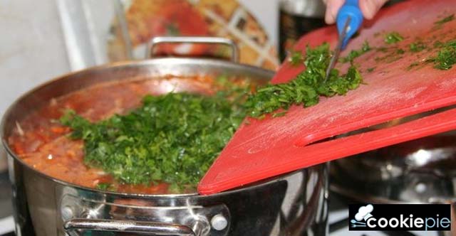 Борщ кубанский на говяжьем бульоне