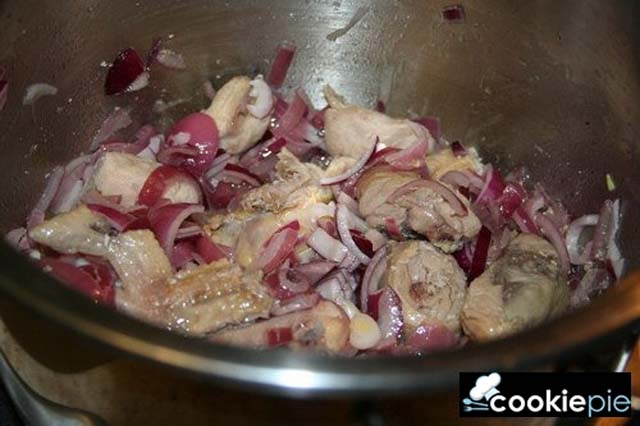 Бамия с курицей и овощами