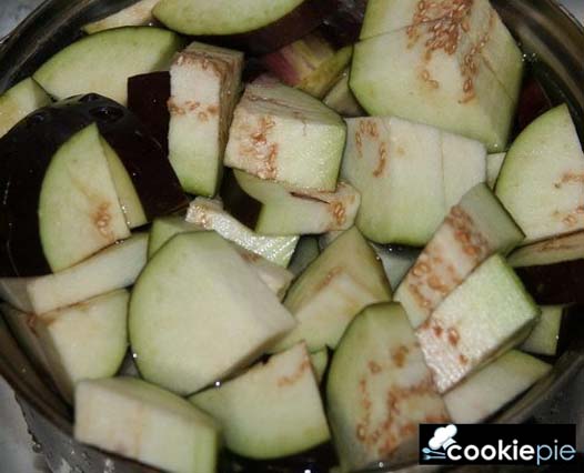 Бамия с курицей и овощами