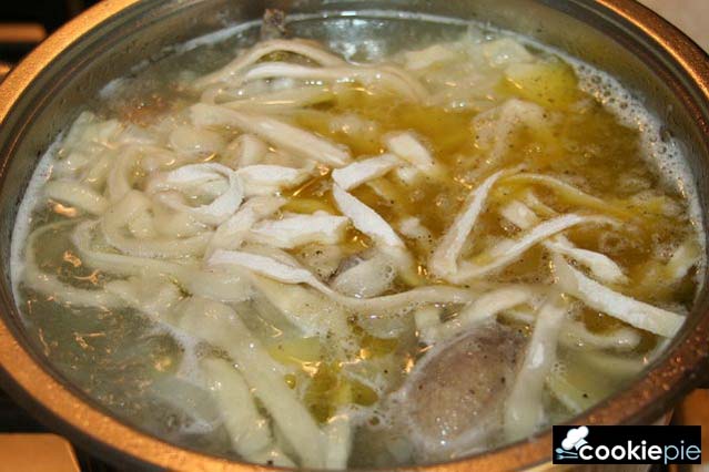 Суп с перепелами и лапшой