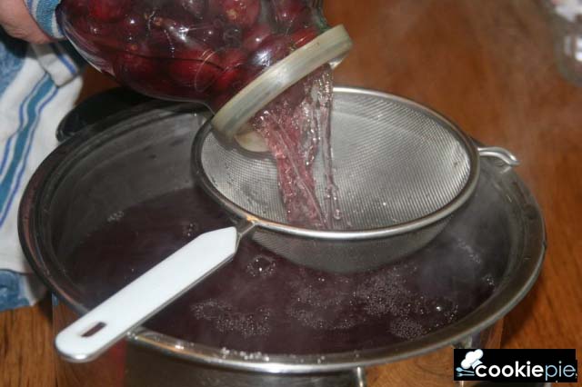 Компот из черешни