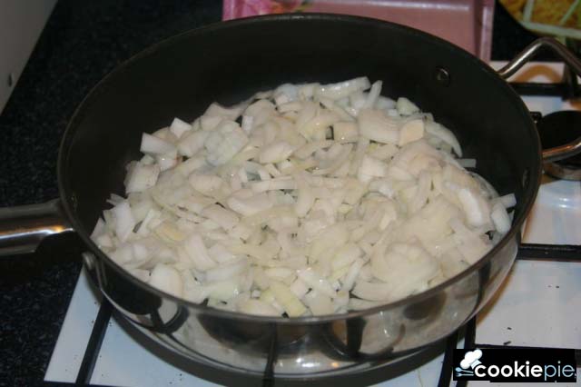 Тушеная куриная печень и сердце