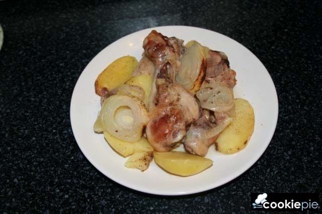 Печёные куриные окорочка