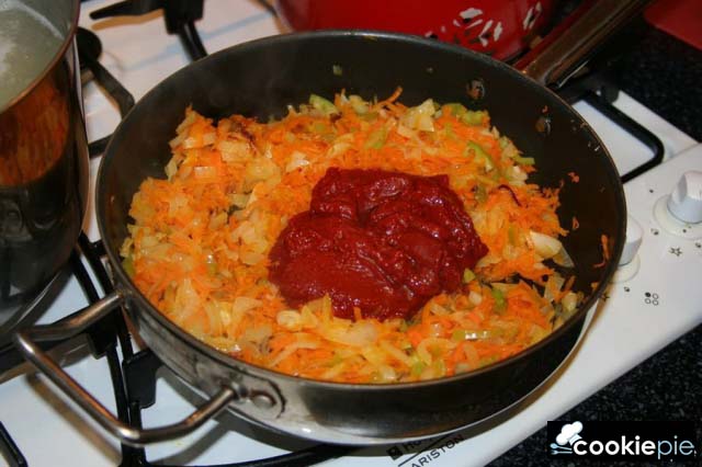 Свекольник из свинины