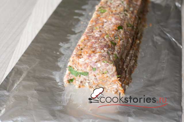 Мясной рулет с гречкой