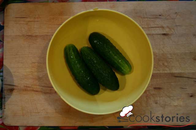 Салат с редиской и горошком